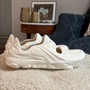 [DM0886-100] MENS NIKE ISPA UNIVERSAL 'NATURAL' Size 11M like new
